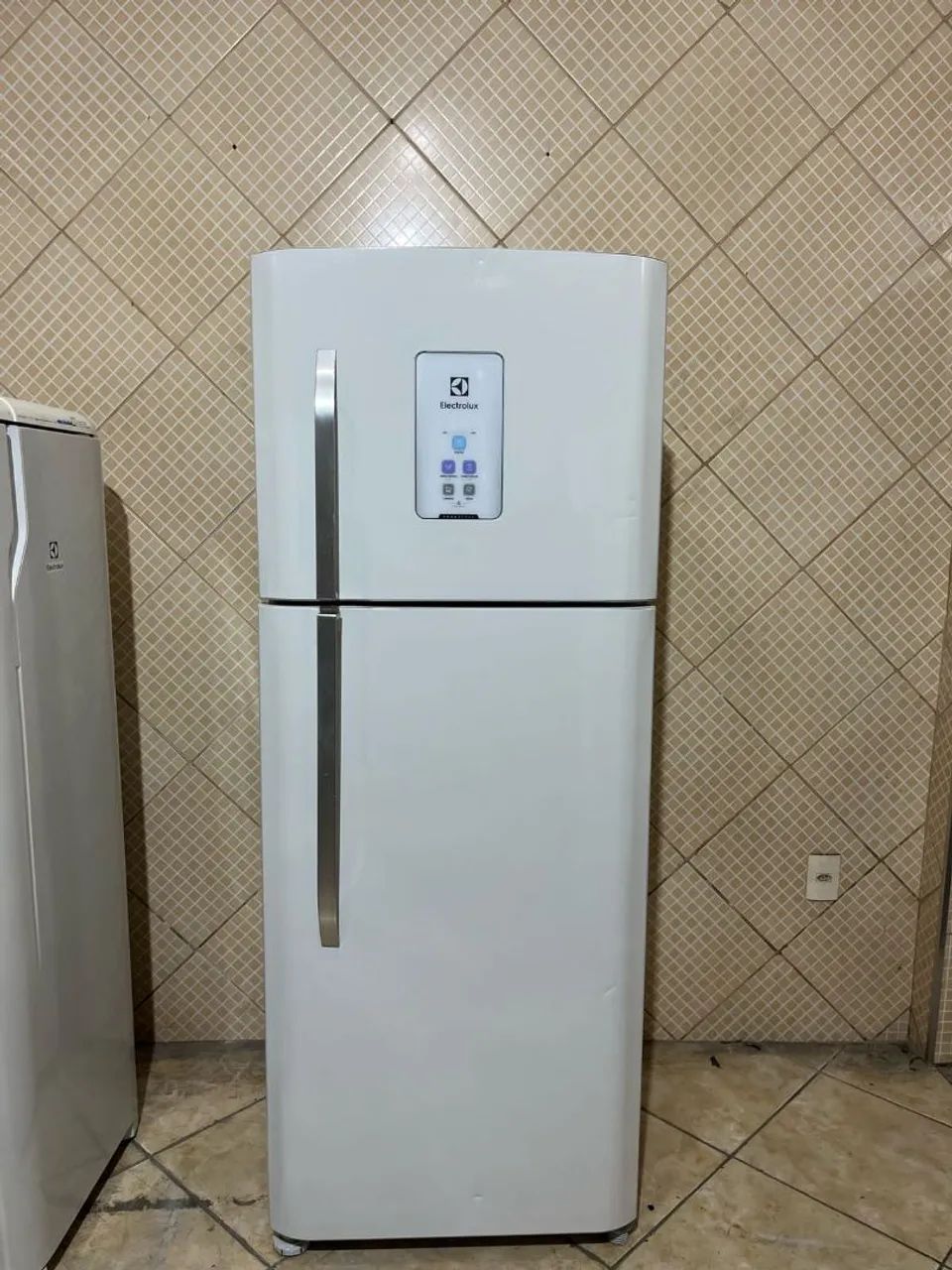 Geladeira Duplex Electrolux Painel Digital 