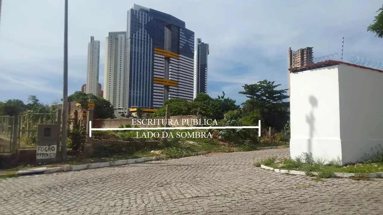 VENDO LOTE EM PONTA NEGRA - 12X30 - SOMBRA TOTAL - ESCRITURA PUBLICA - POR TRÁS DO FRASQUE