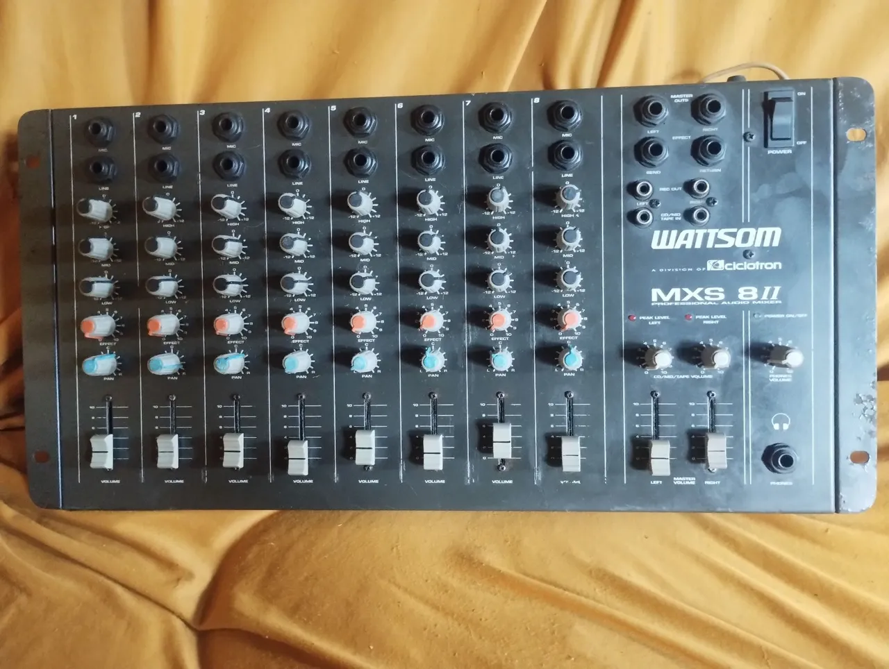 Mesa de Som Wattsom Mxs 8 II