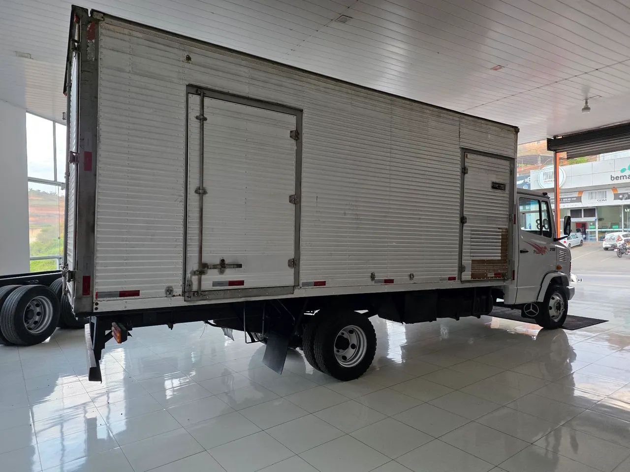 Mercedes-Benz 710,2008 plus exrta - Foto 3