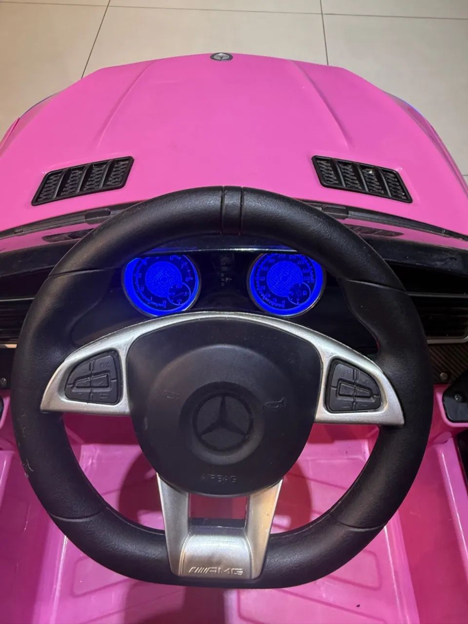 Carrinho Elétrico Infantil Mercedes-Benz AMG Rosa - Foto 5