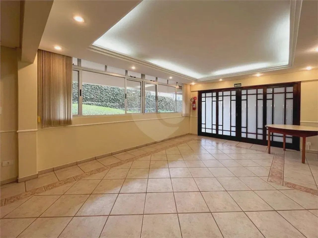 Imóvel para venda tem 130 metros quadrados com 3 quartos em Cristo Rei - Curitiba - PR - Foto 2