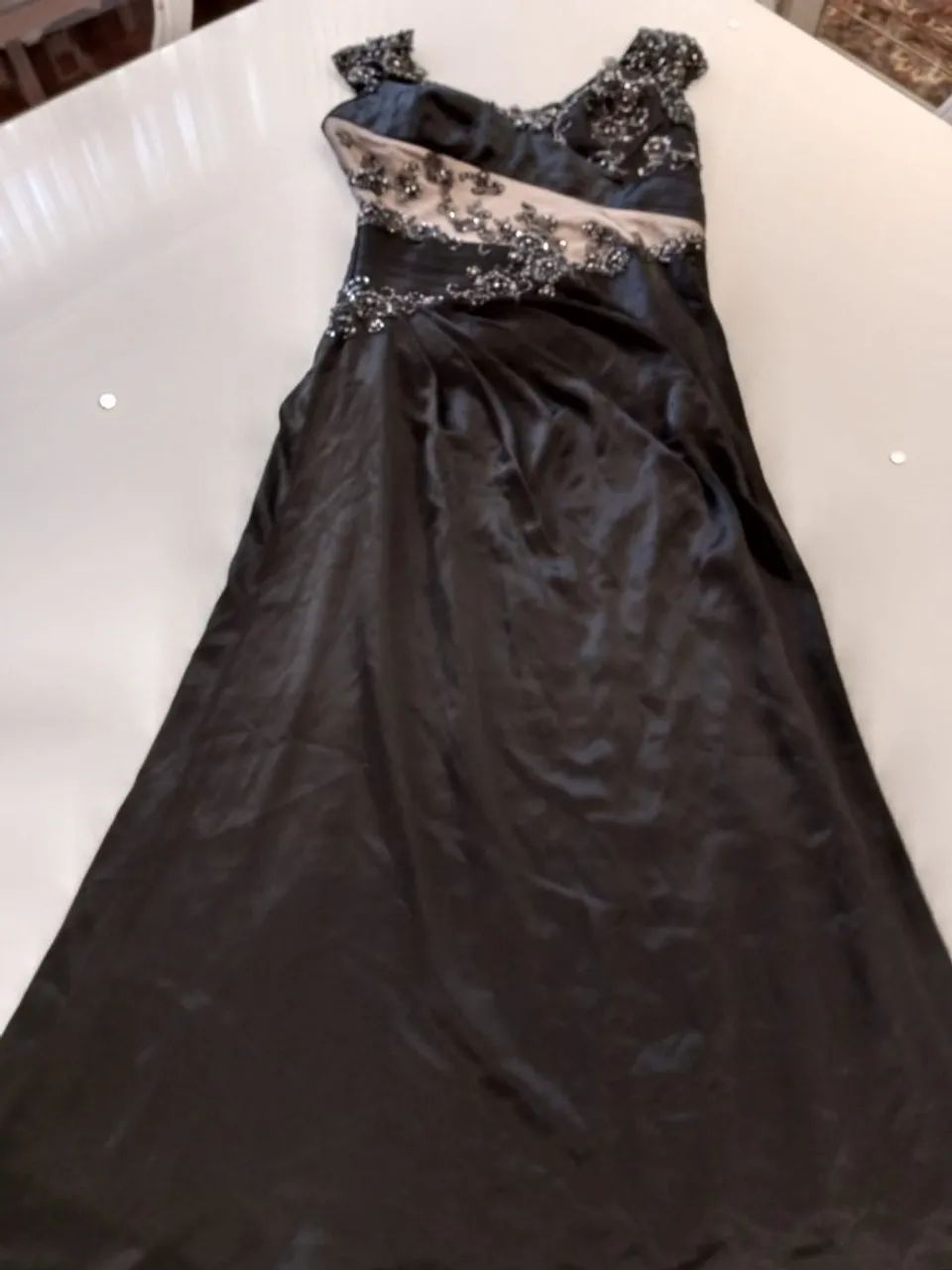  Vestido Kalandra preto com busto bordado