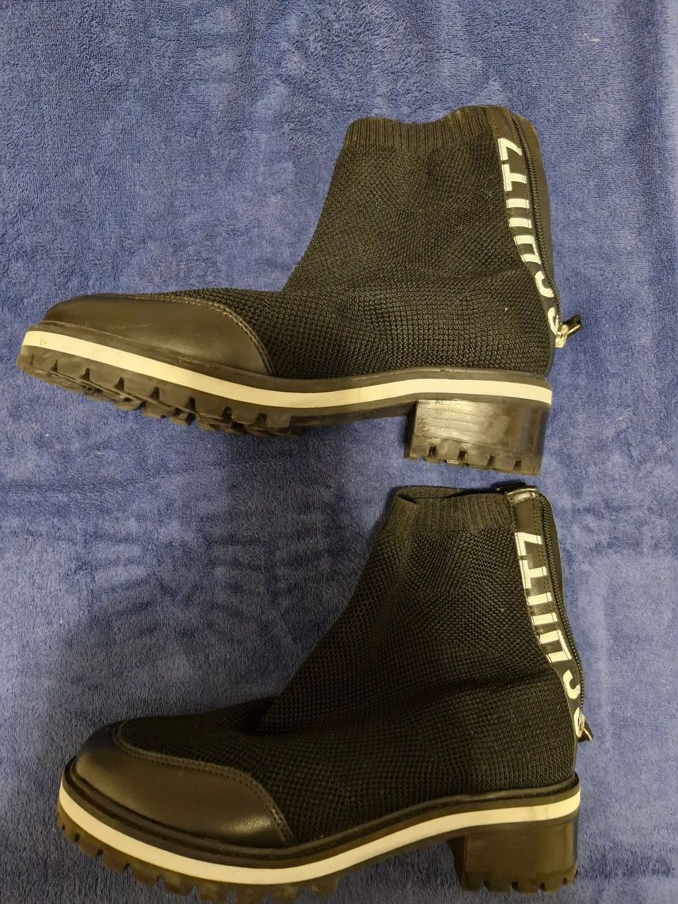 Botas de cano curto pretas - Foto 3