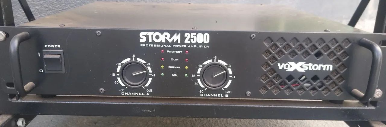 Amplificador storm 2500