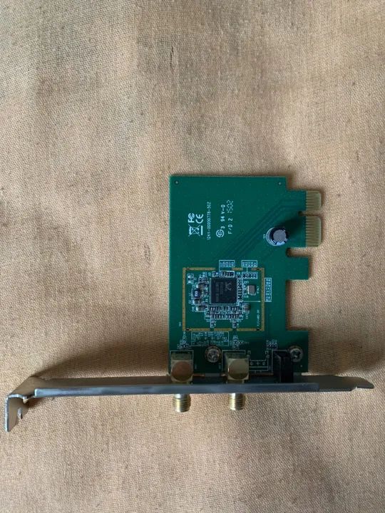 ASUS Wireless-N300 PCI Express adaptador 