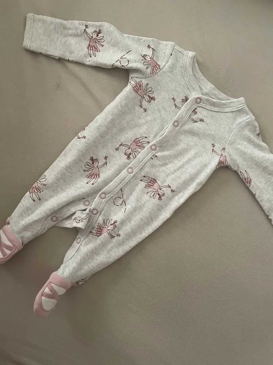 Roupinhas carters65573829429122121