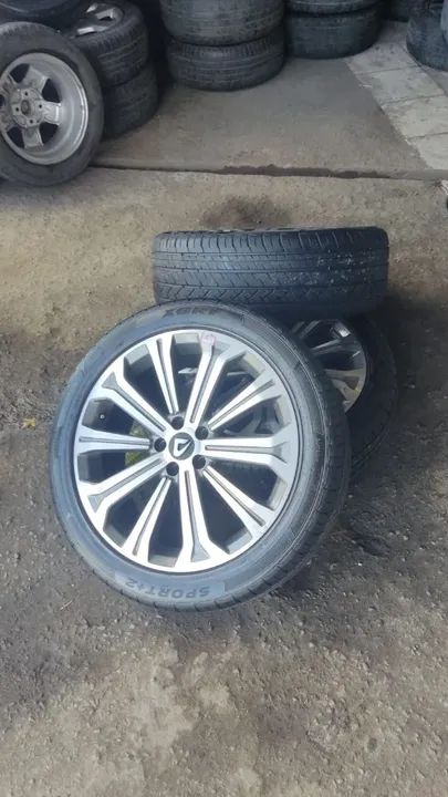 rodas semi novas pneus 3 semi novos 1 novo em 10 xsem juros - Foto 2