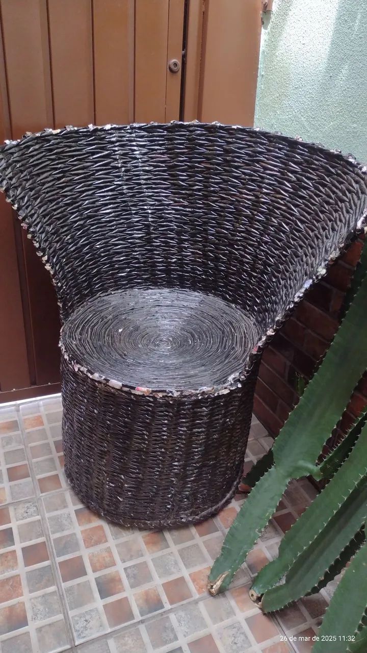 Poltrona de vime para área interna( de brinde um ? cactus) - Foto 2
