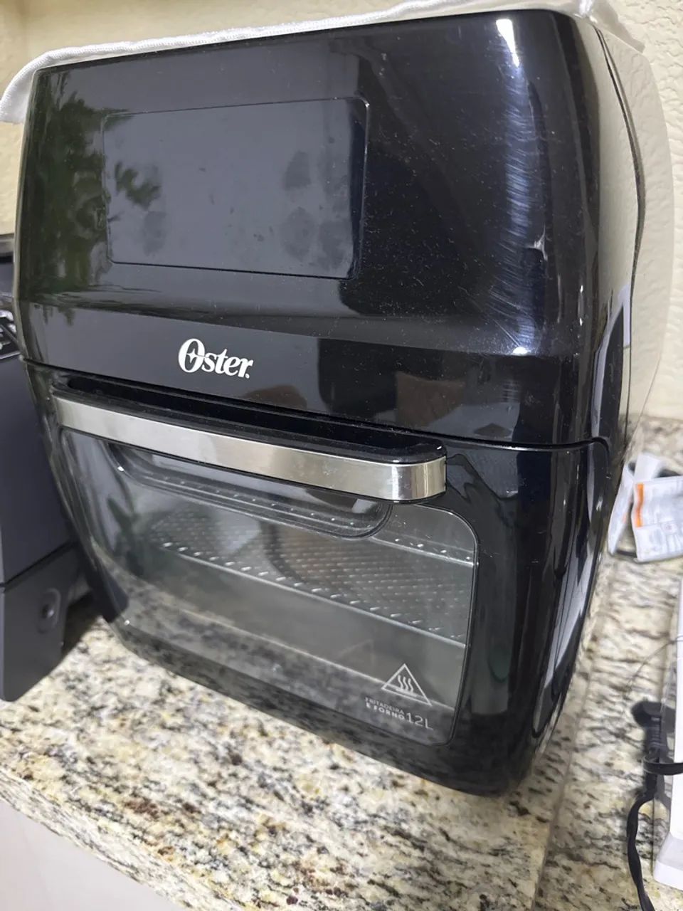 Forno Elétrico e Air Fry Oster OFRT780 (12L) - Usado, em ótimo estado