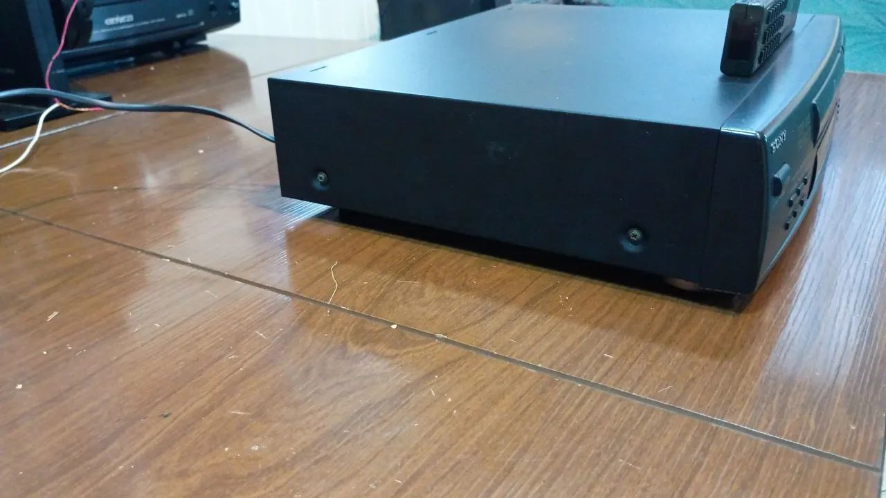 CD Player Sony CDP-M65 funcionando com controle remoto  - Foto 4