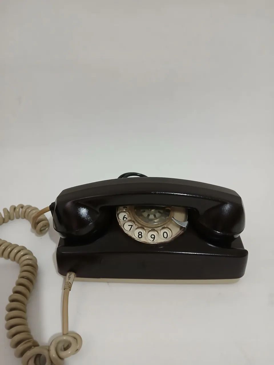 Telefone de Mesa disco  Repaginado na cor café 