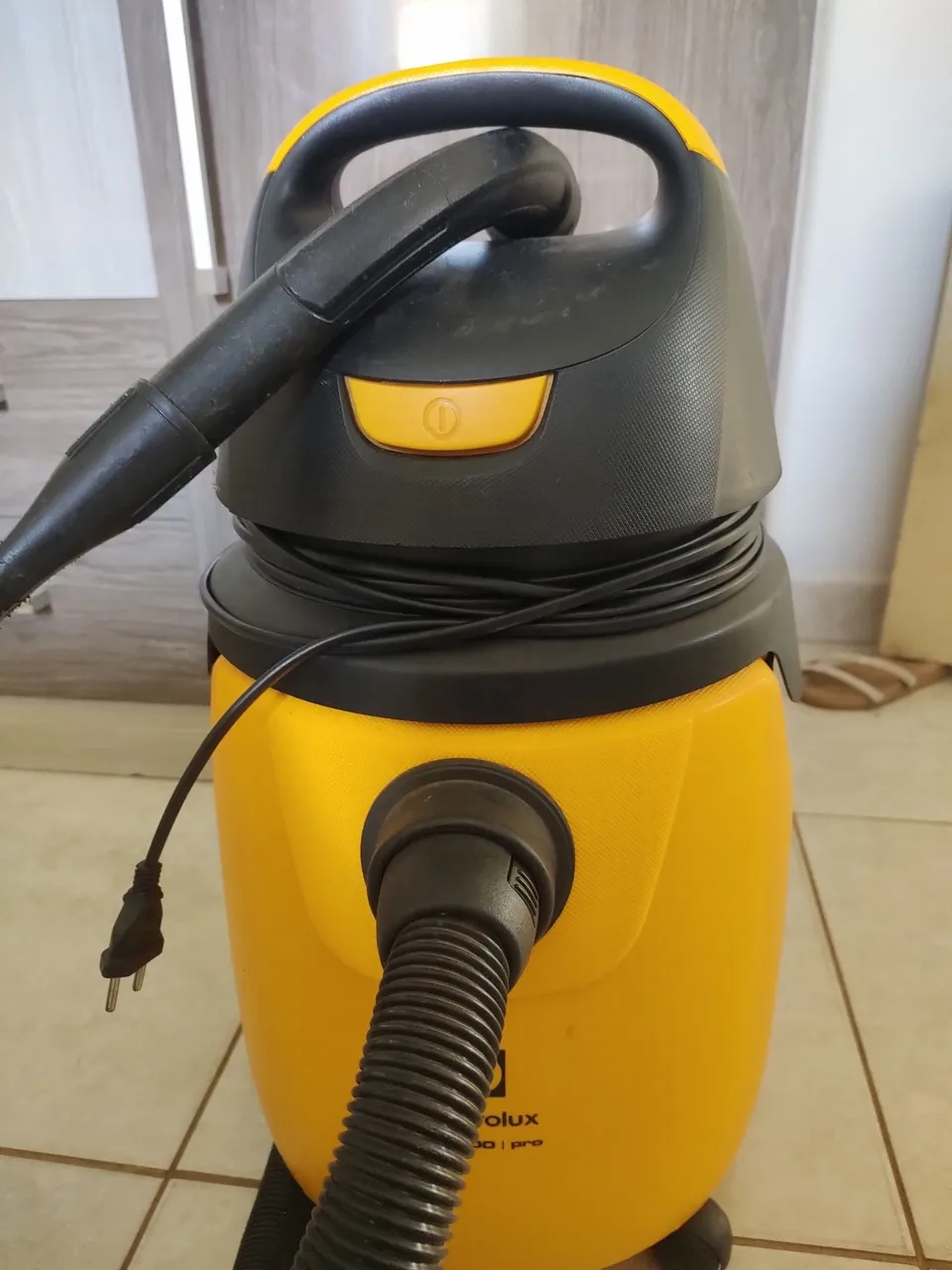 Aspirador de Pó Electrolux 1200w