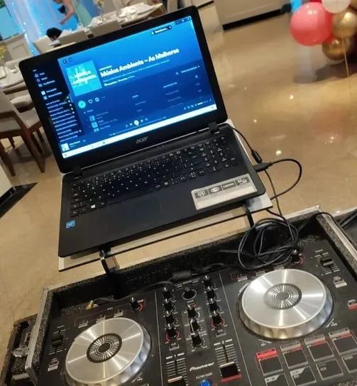 DJ, Luz e Som - Festa de todos os tipos e com as músicas que vc quiser! - Foto 2