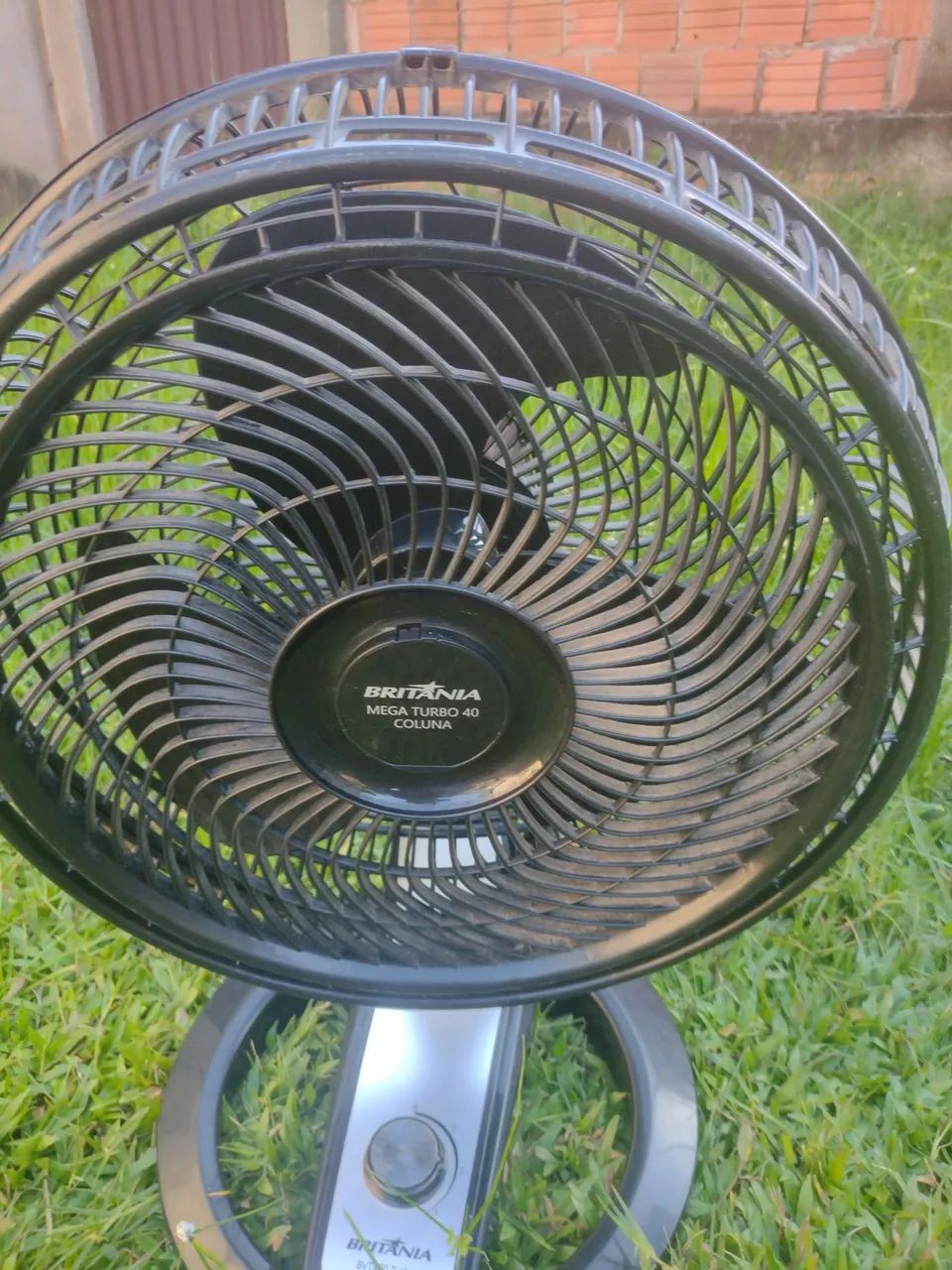 Ventilador Britânia Mega Turbo 40 Coluna - Foto 2