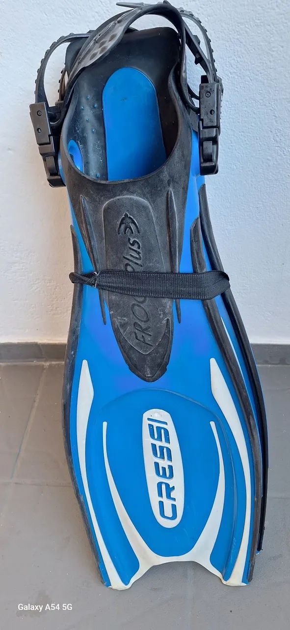 Nadadeira Cressi Frog Plus