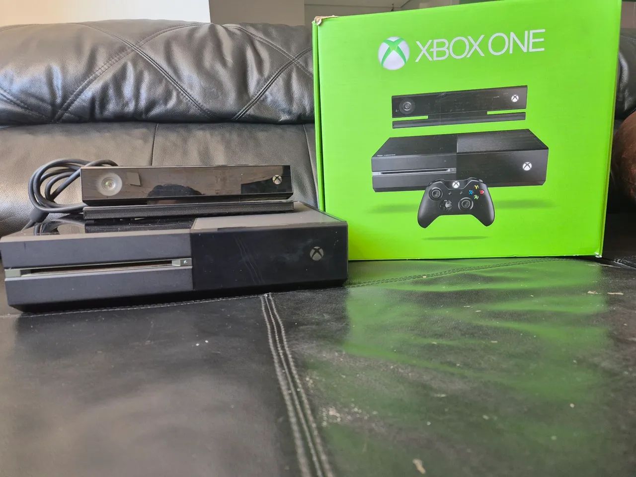 Xbox One com Kinect e Caixa Original