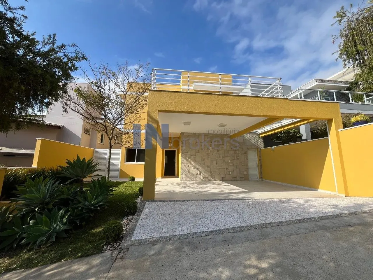 Casa de Condomínio à Venda em Jundiaí-SP, Bairro Engordadouro: 3 Quartos, 3 Suítes, 2 Sala