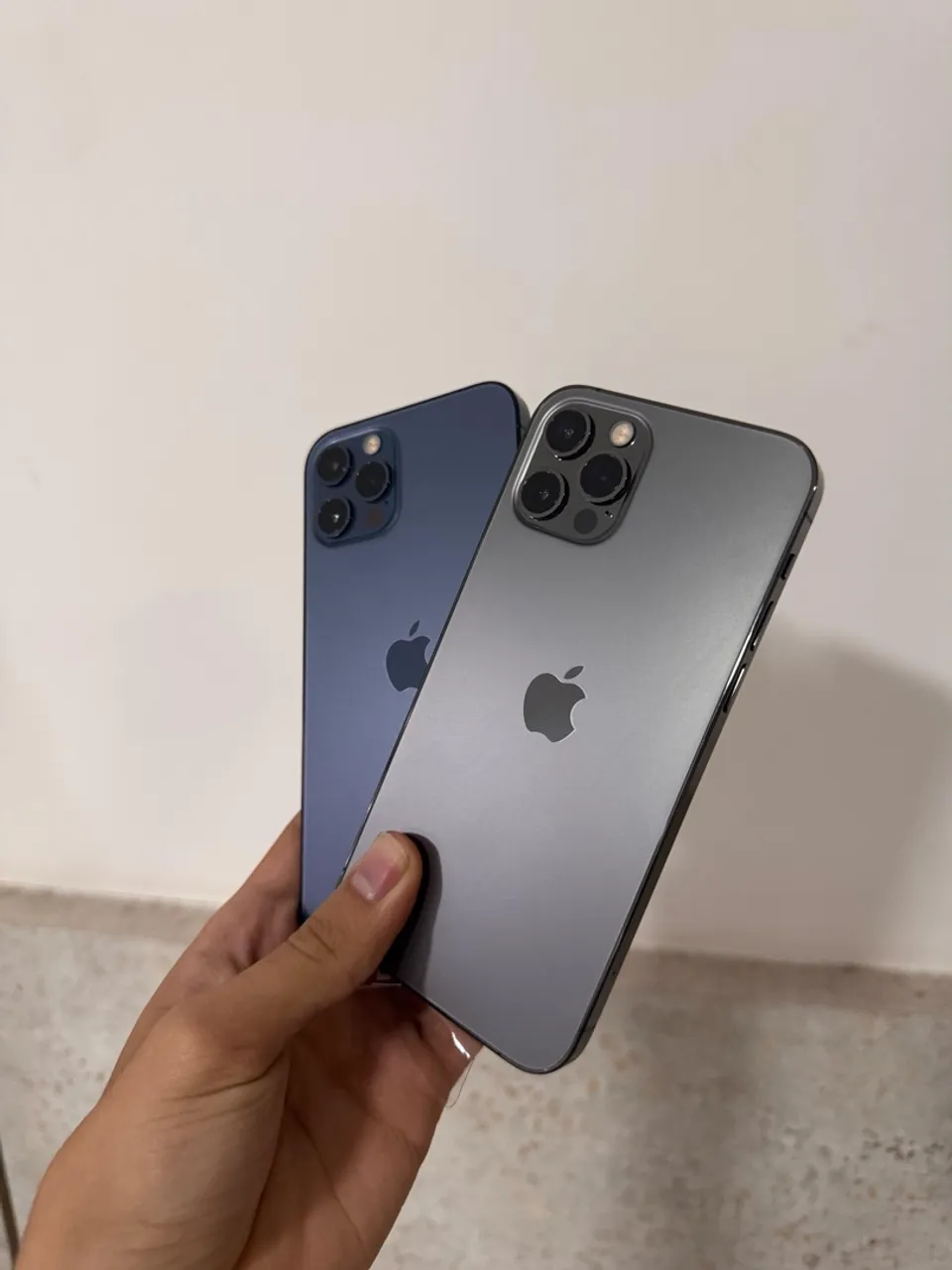 iPhone 11 Pro Max disponível na loja. Acompanha garantia de 3 meses e acessórios