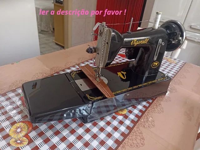 MÁQUINA DE COSTURA VIGORELLI "PRETINHA" EXCELENTE ESTADO ! ( LER A DESCRIÇÃO )