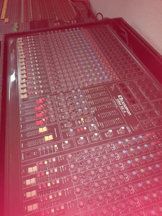 MESA CICROTROM CSM 32X4 SEMI NOVA - Foto 4