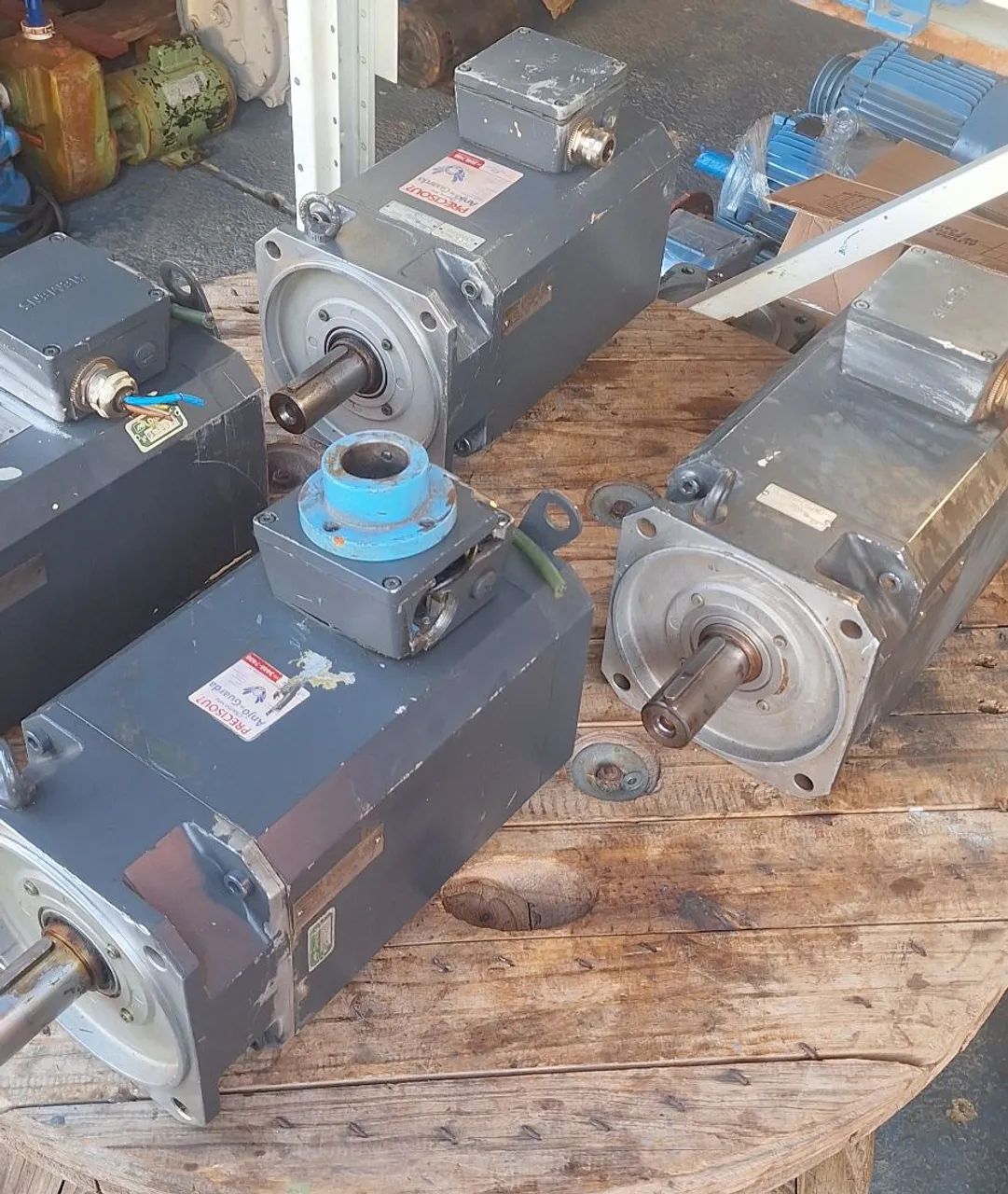 Lote de servo motor Siemens. - Foto 3