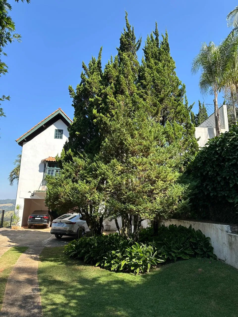 Sobrado para venda possui 7000 metros quadrados com 4 quartos em Zona Rural - Tuiuti - SP