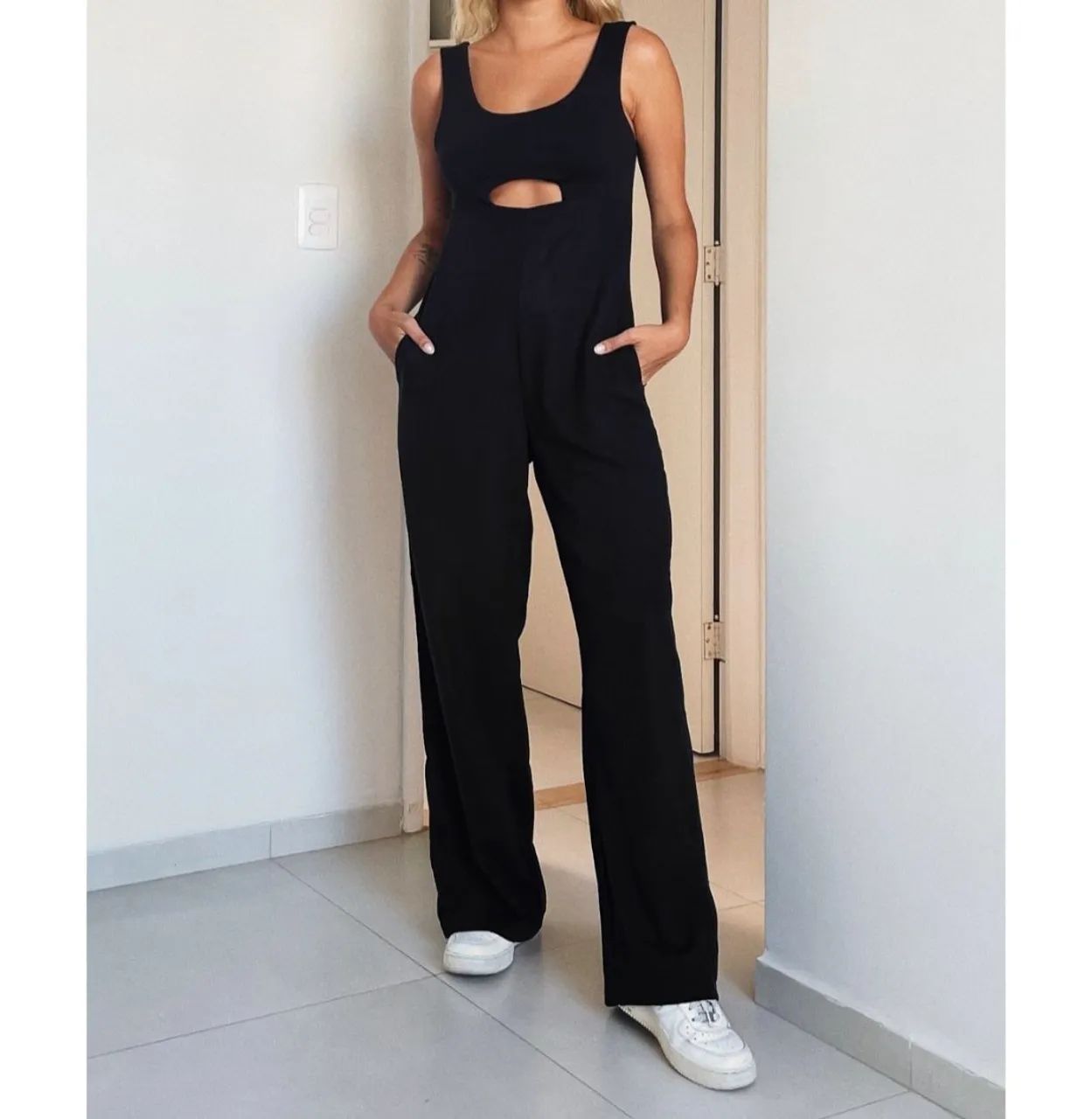 Macacão Feminino Preto - Foto 3