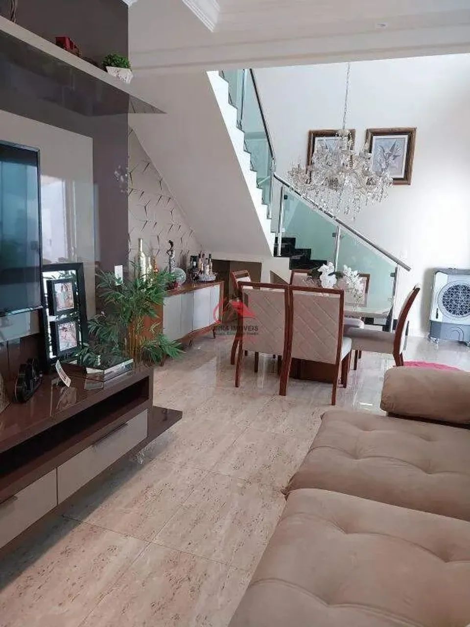Casa com Piscina e Área Gourmet - 4 Quartos (2 Suítes) - Vila Celeste - Foto 3