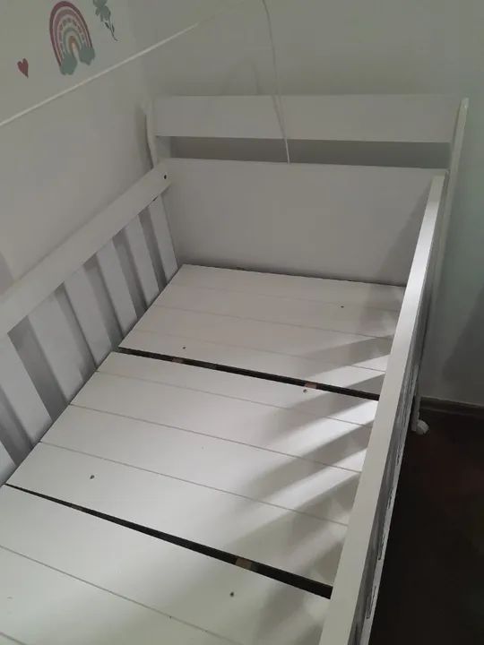 BERÇO 3 EM 1 BRANCO (VIRA CAMA) COM 4 RODÍZIOS - Foto 3