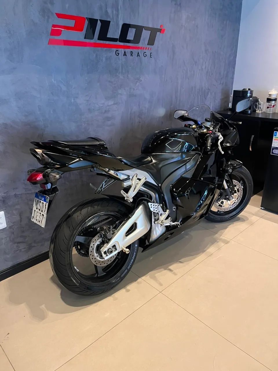 HONDA CBR600RR 2013 - Foto 3