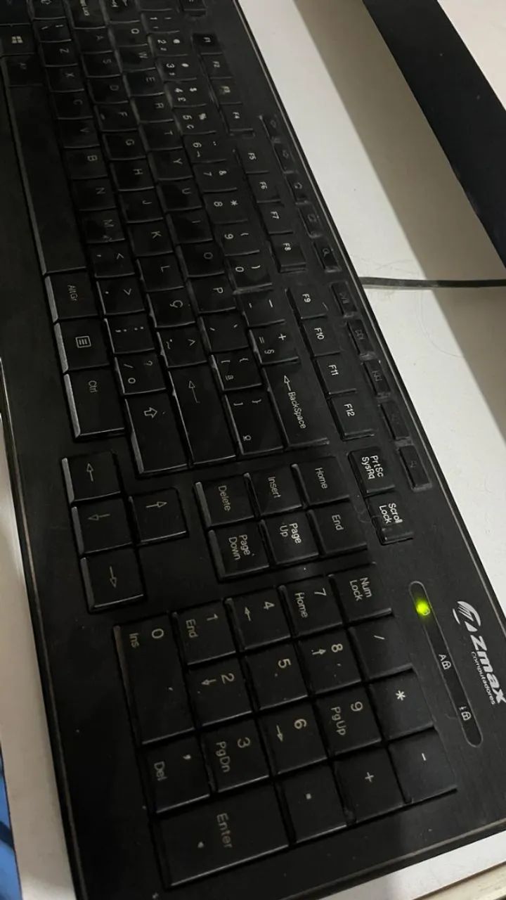 Computador Desktop - Ideal para Estudos, Tarefas Básicas ou Projetos de Manutenção - Foto 4