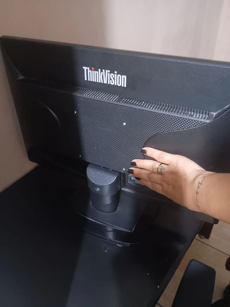 Monitor 19.5" Lenovo ThinkVision E2002bA - Excelente Estado - Foto 3