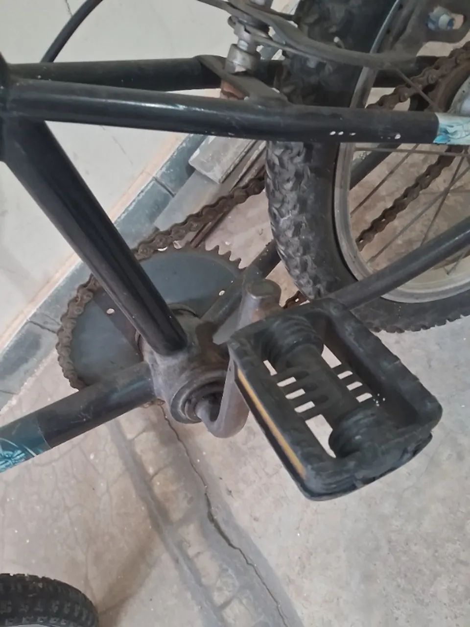 Bicicleta infantil aro 20 - Foto 5
