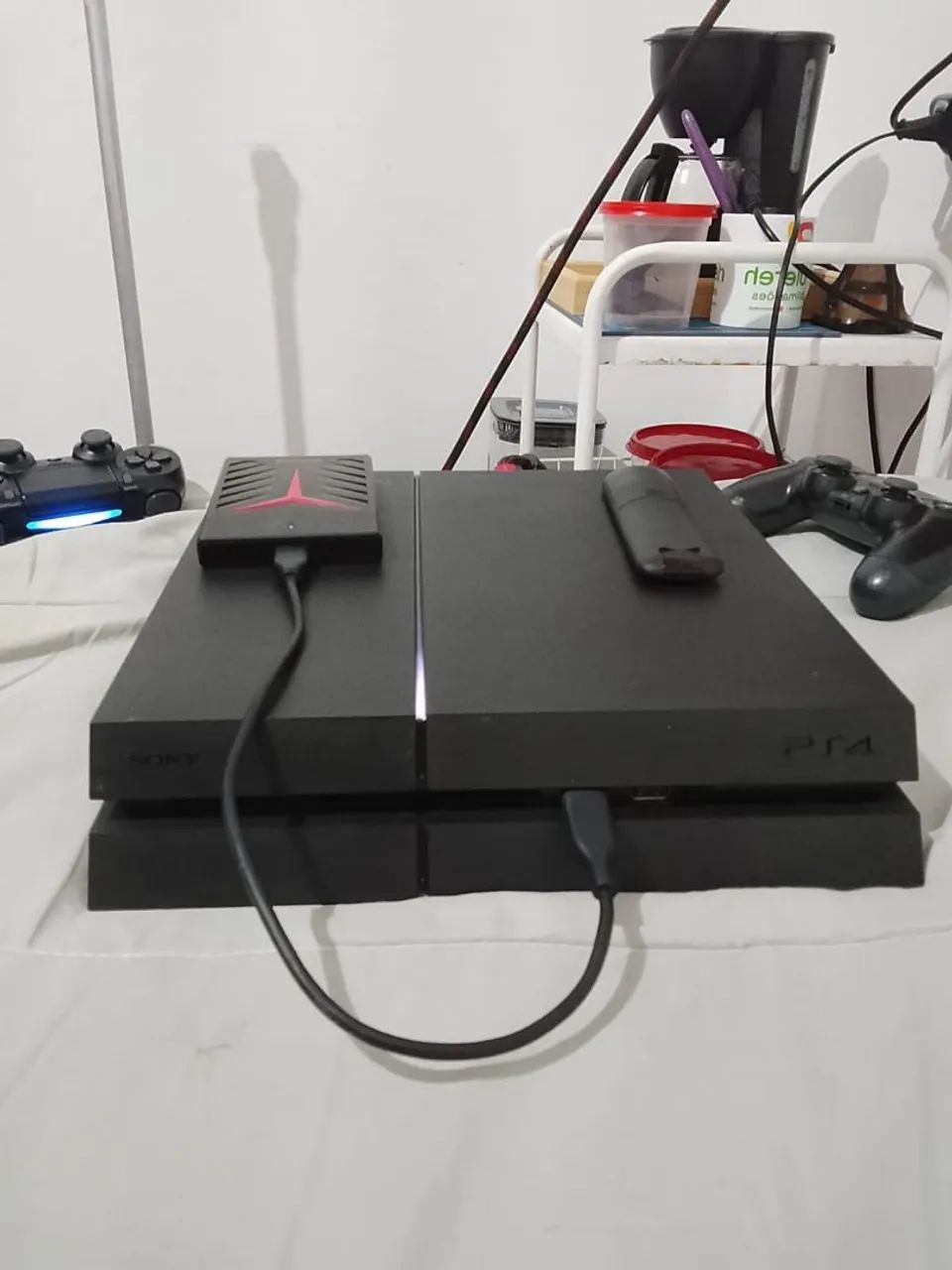 Playstation 4 Original + 2 Controles + 2 Jogos - Foto 2