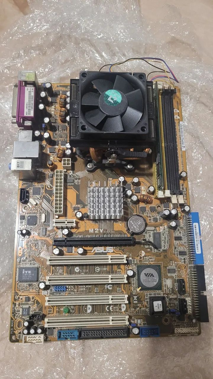 Placa mãe Asus M2V - AMD Athlon 64 X2 - 1GB RAM DDR2
