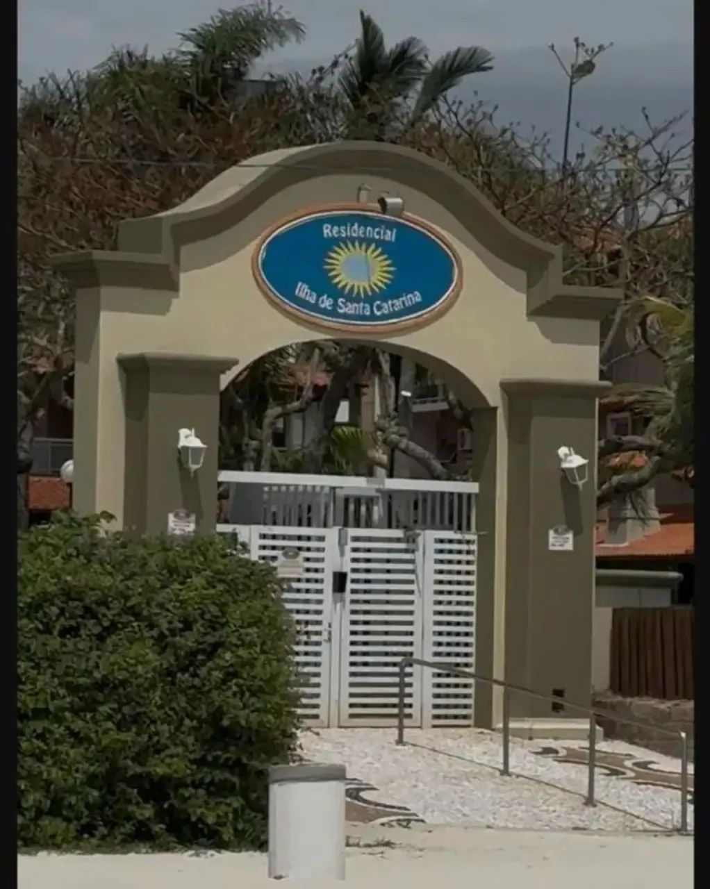 Casa Condomínio 3 quartos no JURERÊ, Florianópolis