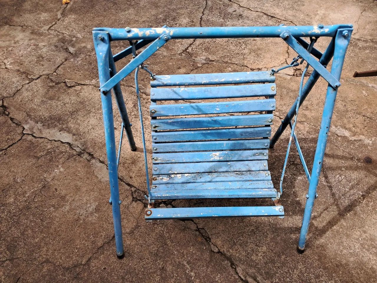 Balanço infantil antigo 