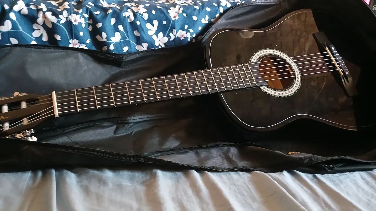 Vendendo violão - Foto 4