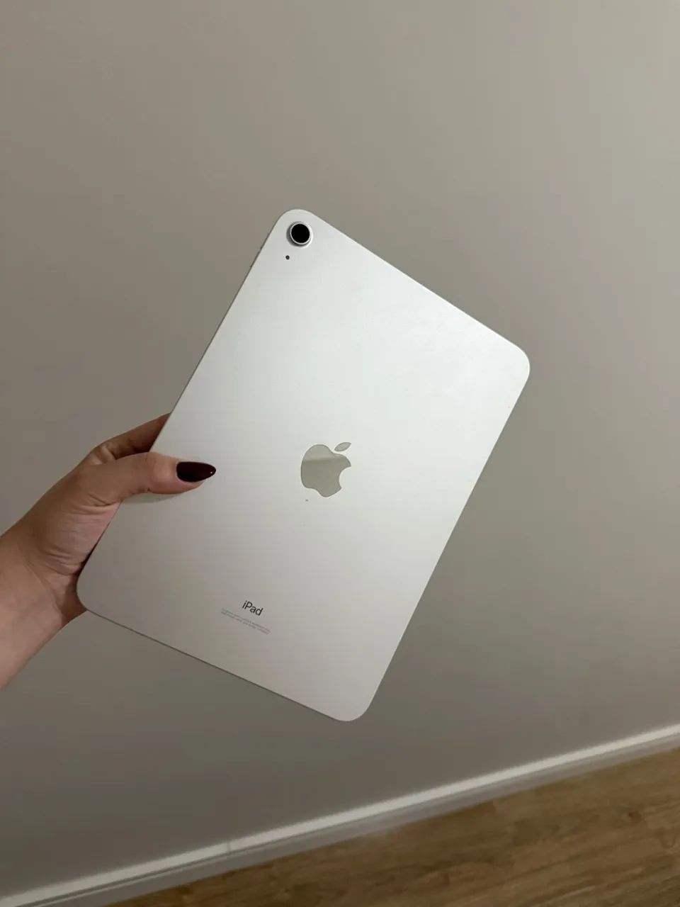 IPAD 10th MUITO NOVO!