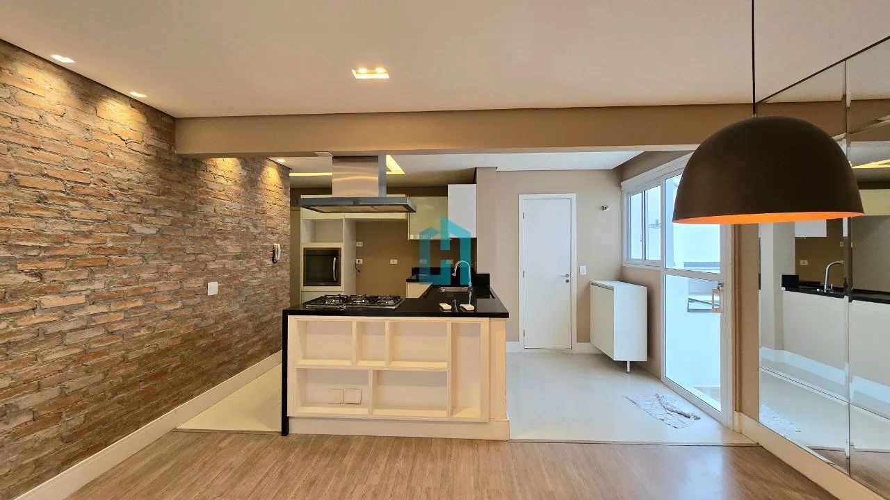Apartamento a venda em Moema com 3 quartos e 2 vagas