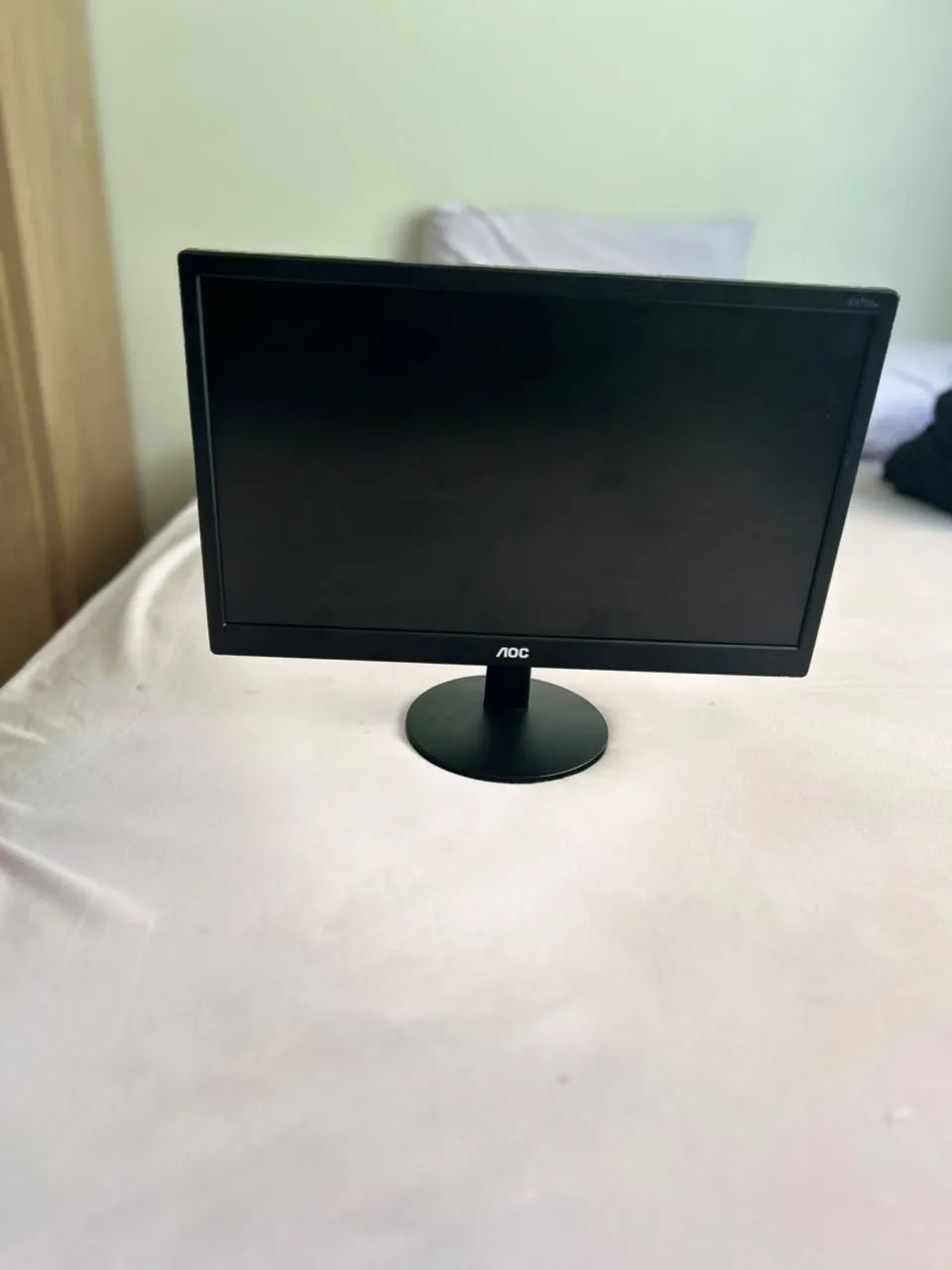 Monitor AOC E970Sw 18 polegadas 