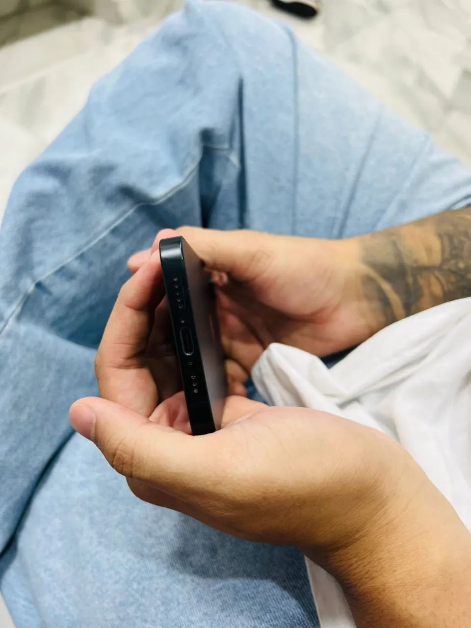 iPhone 16e  - Foto 3