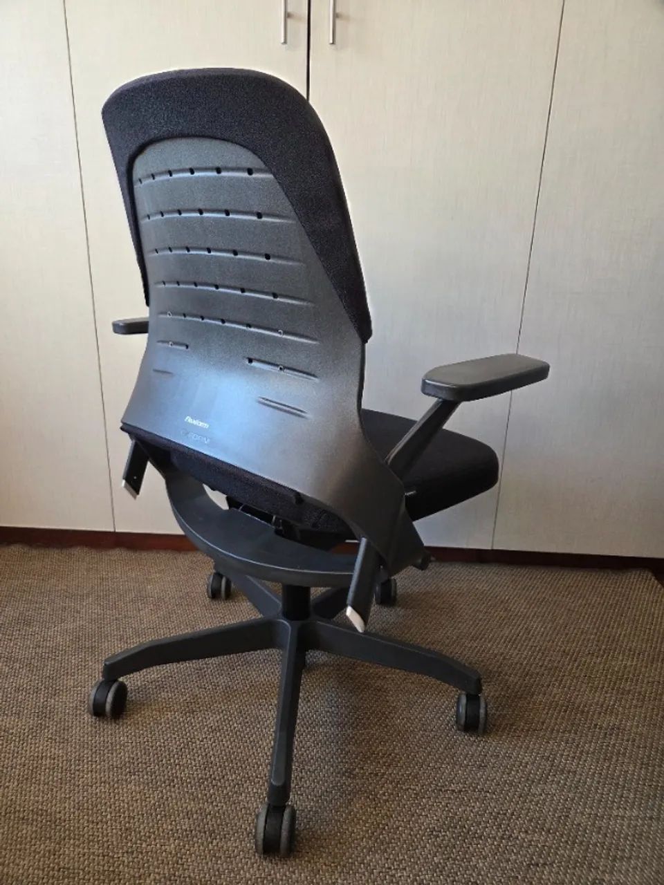 Cadeira Escritório Executiva Flexform My Chair Premium - Foto 2