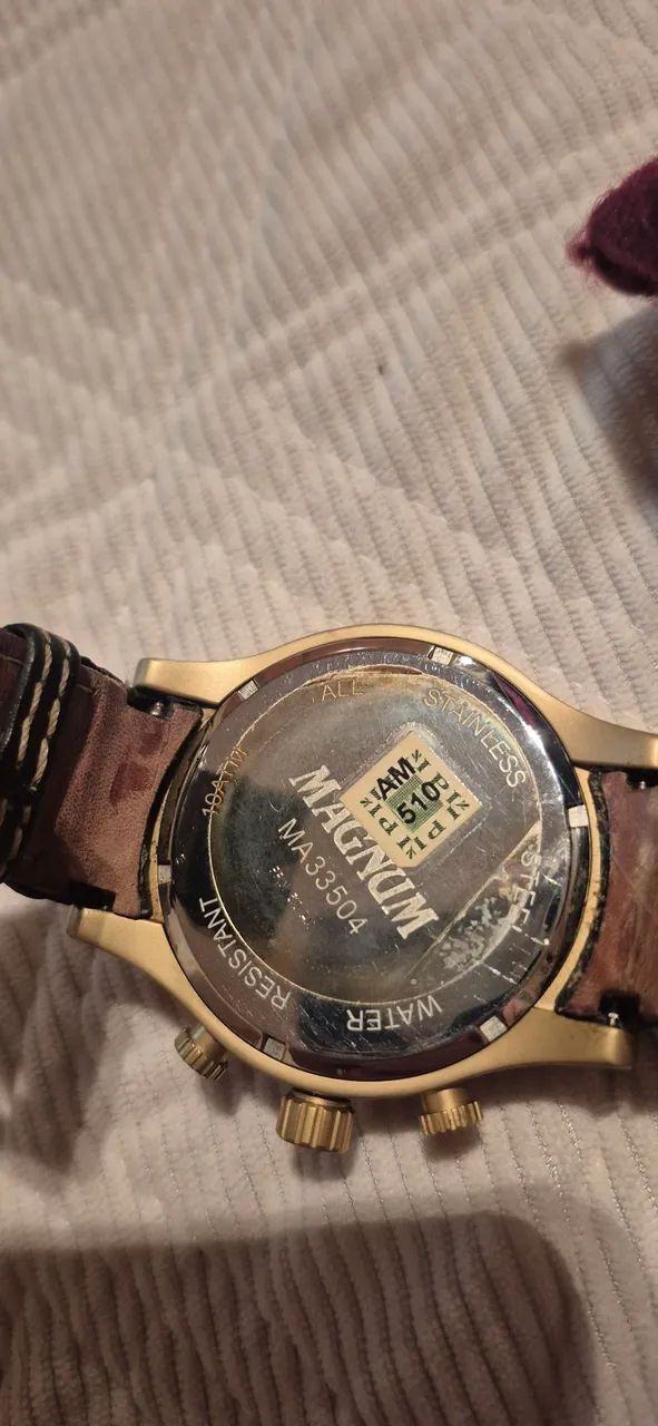 Relogio Magnum Dourado  - Foto 4