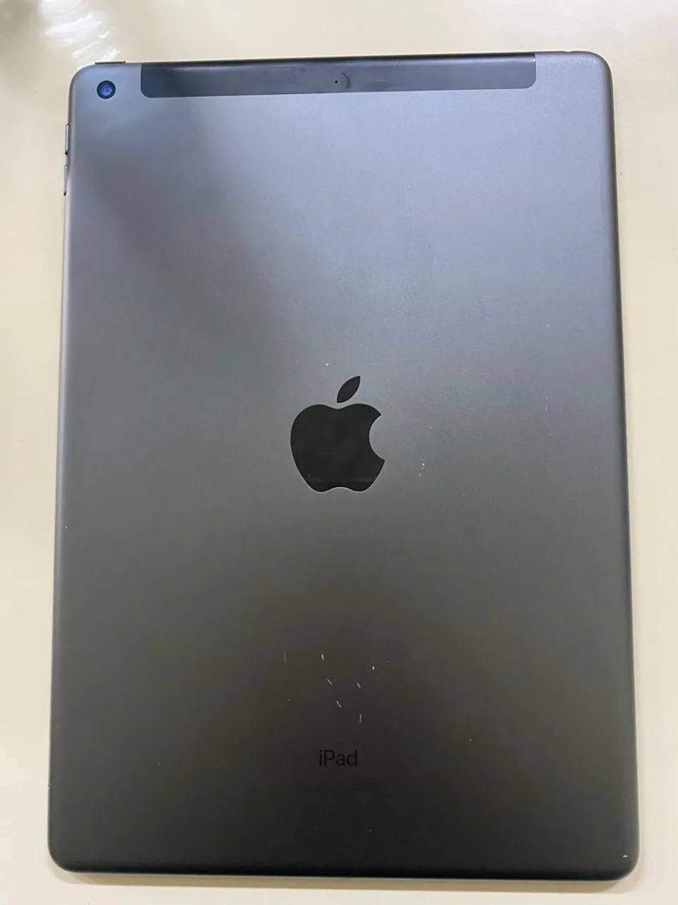 iPad 9ª geração 64GB Wi-Fi + Celular 