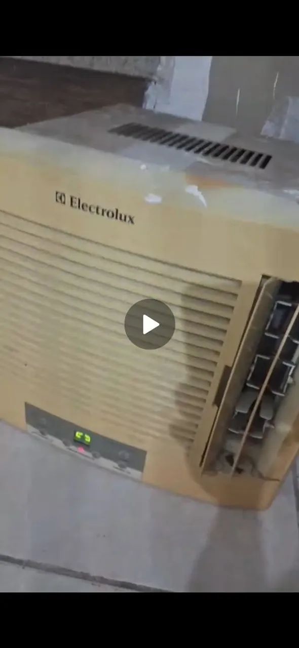 Ar condicionado Electrolux 127 em otimo estado aceitamos oferta - Foto 2