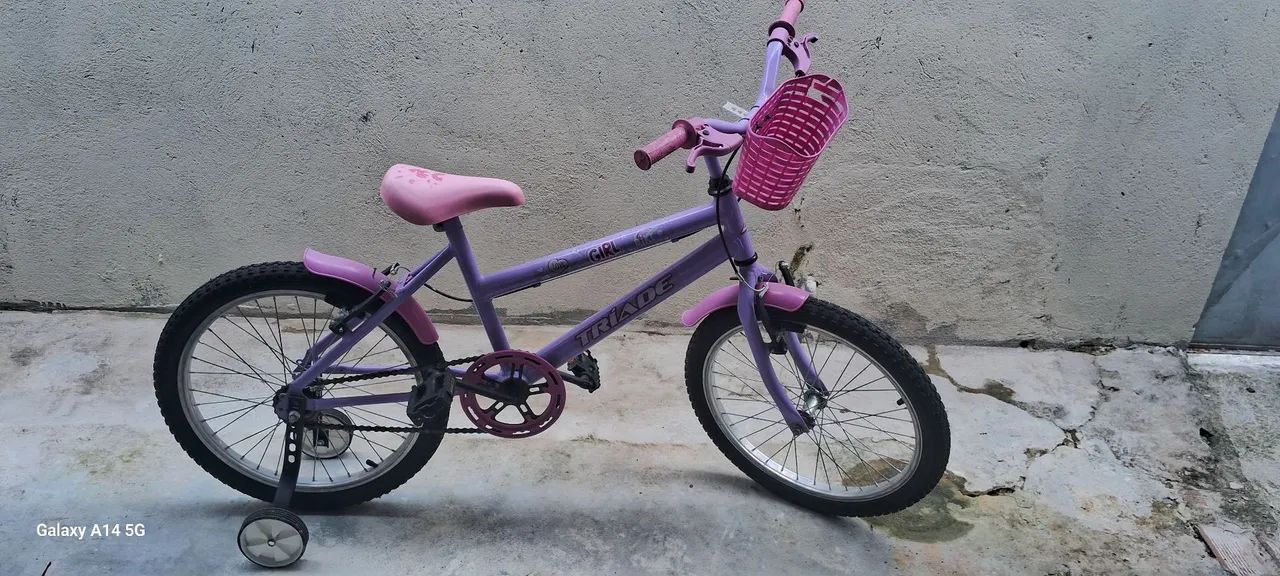 Bicicleta aro 20 com cestinha - Foto 4