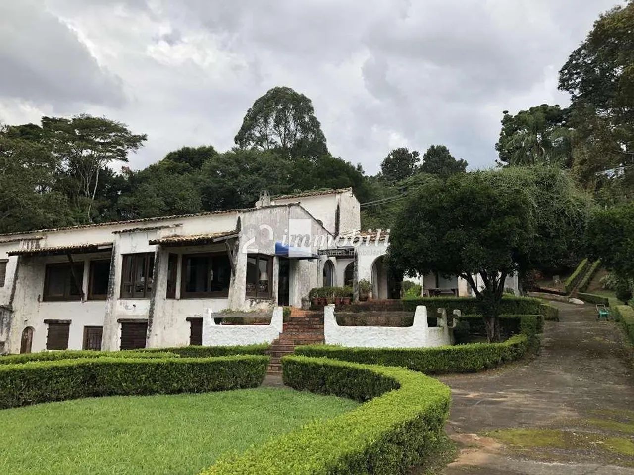 Casa à venda em Cotia, Granja Viana, com 4 quartos, com 800 m² - Foto 2