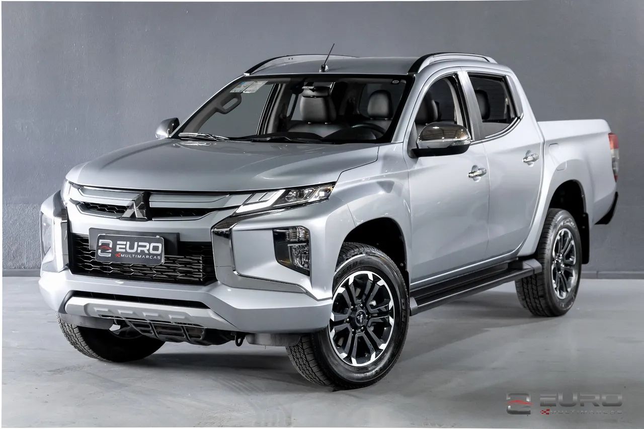 Mitsubishi Triton Triton HPE 2.4 CD 4x4 TB Diesel Aut. 2024